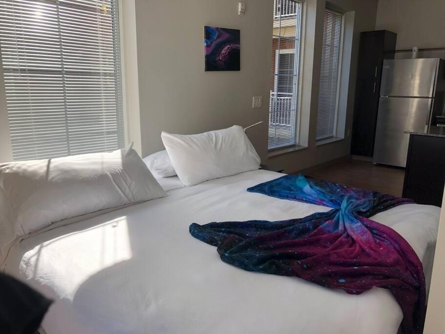 King Size Studio In Heart Of Downtown Columbus Eksteriør billede